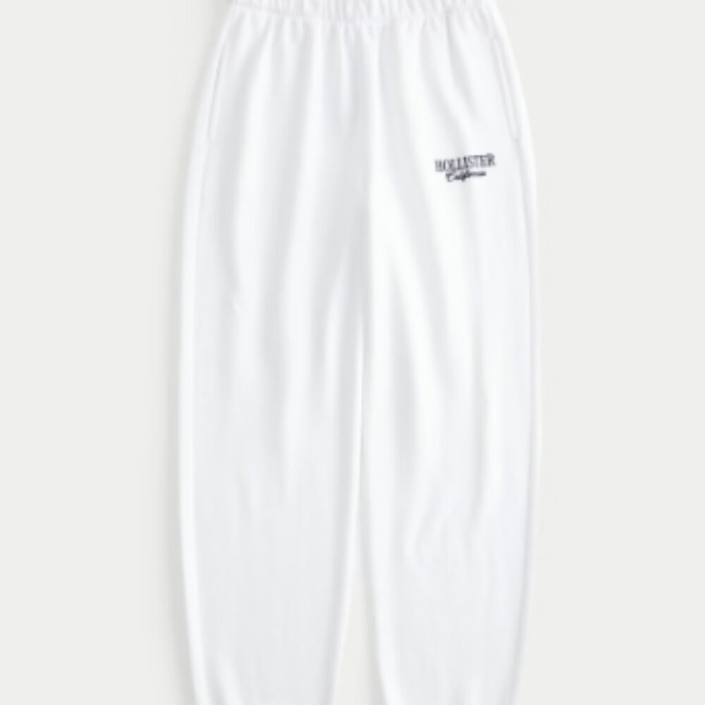 NWT Women’s Hollister White Feel Good Fleece Logo Dad Joggers Sweatpants Sz XS